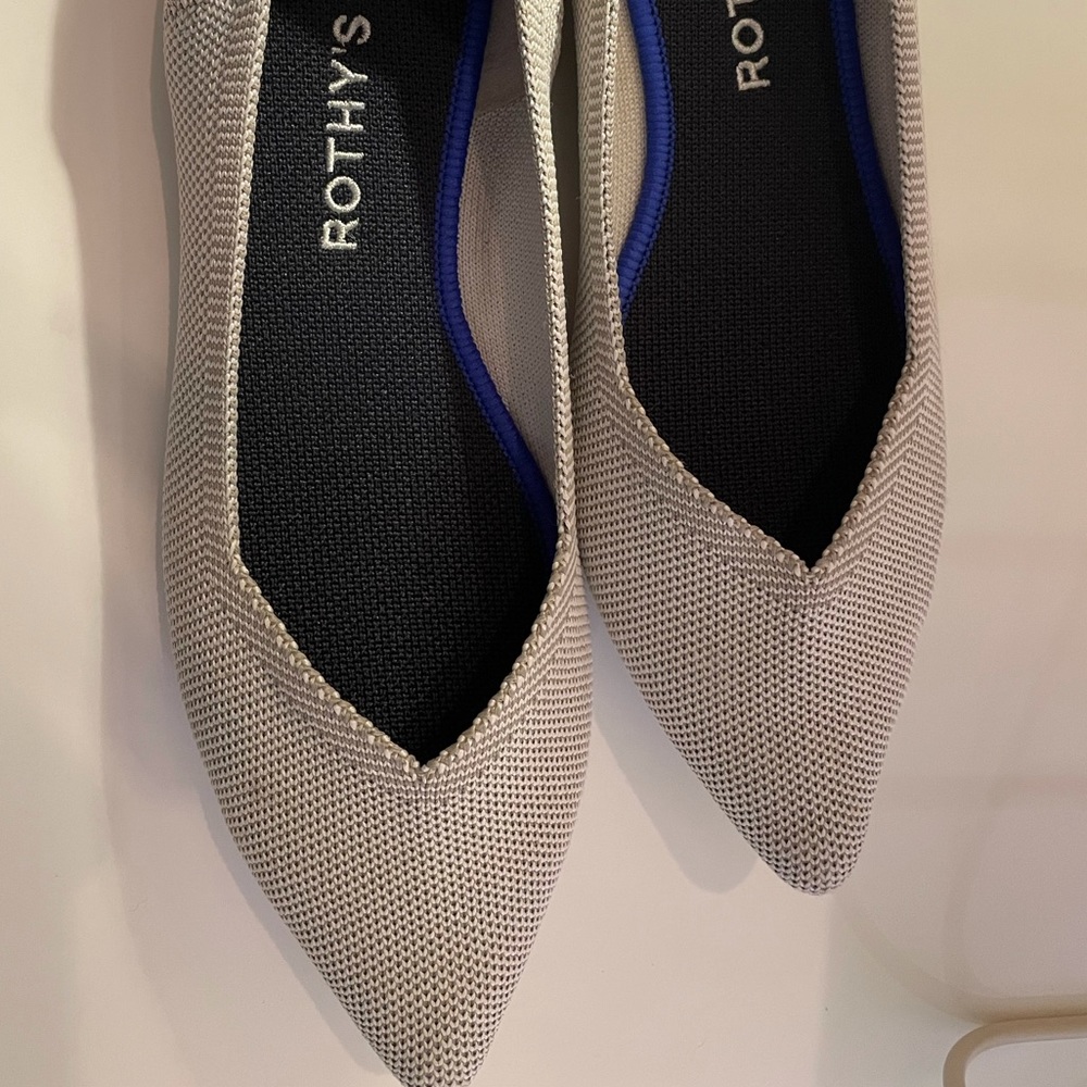 Rothy’s Point Light Grey Size 9
